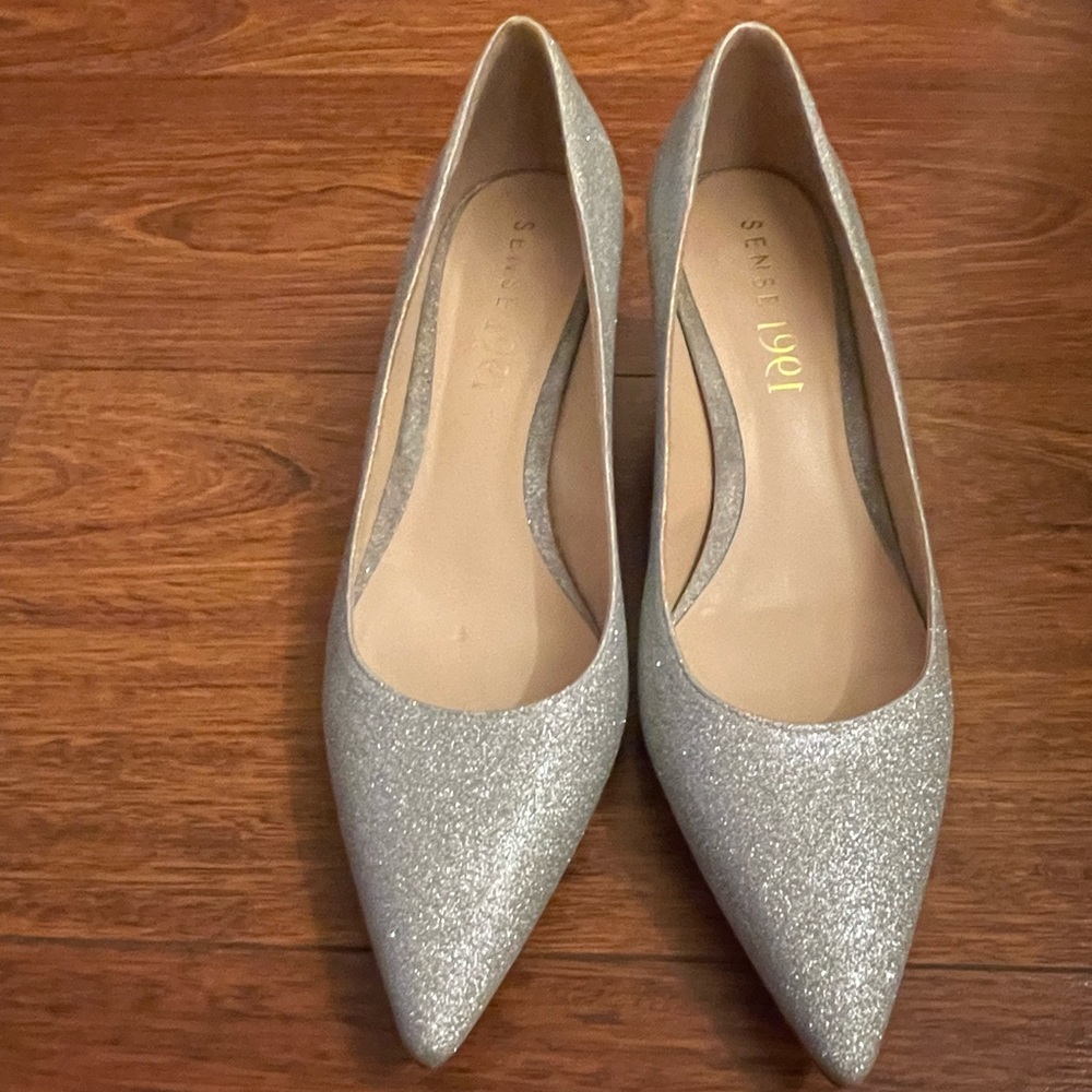 flat heels， heels